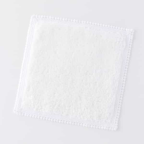 "しあわせタオル" タオルハンカチ（エンブロイダリーレース）