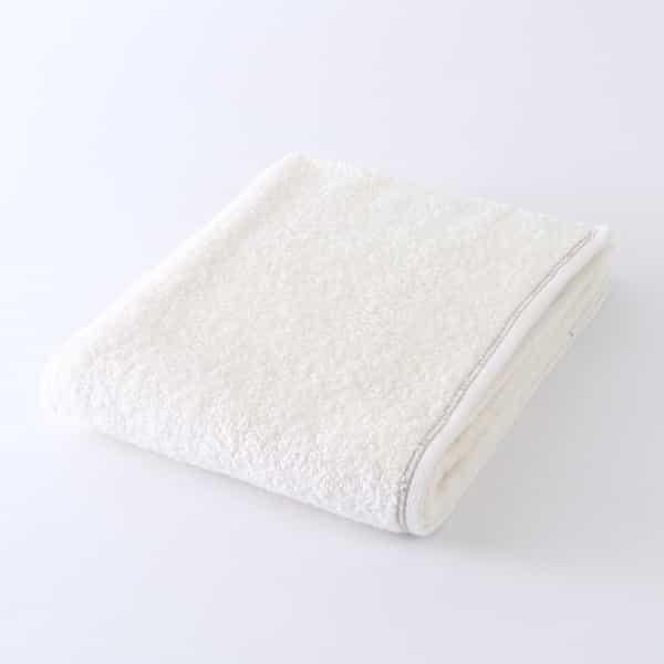 肌がよろこぶつやふわシルク スモールバスタオル