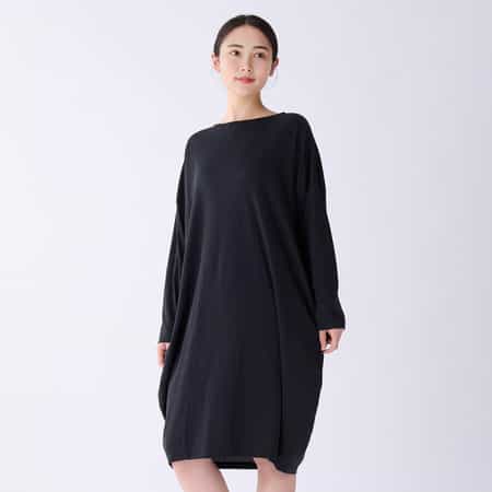 スーパーエアーニットコクーンワンピース