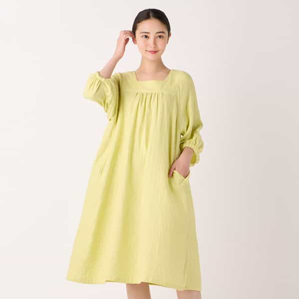 マシュマロガーゼスクエアネックワンピース