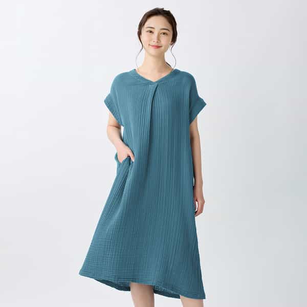 【2026年春夏新色追加】クレープガーゼフロントタックワンピース
