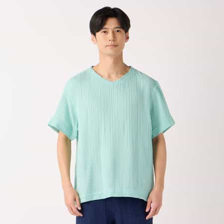 RTZ12782_cLB_a002_sm.jpg