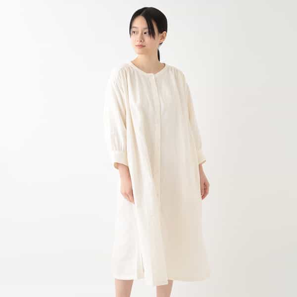 マシュマロガーゼ ボタンあきギャザーワンピース