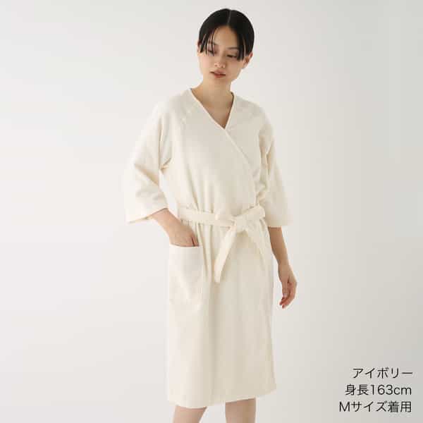 エアリータッチ ラグランレディスローブ